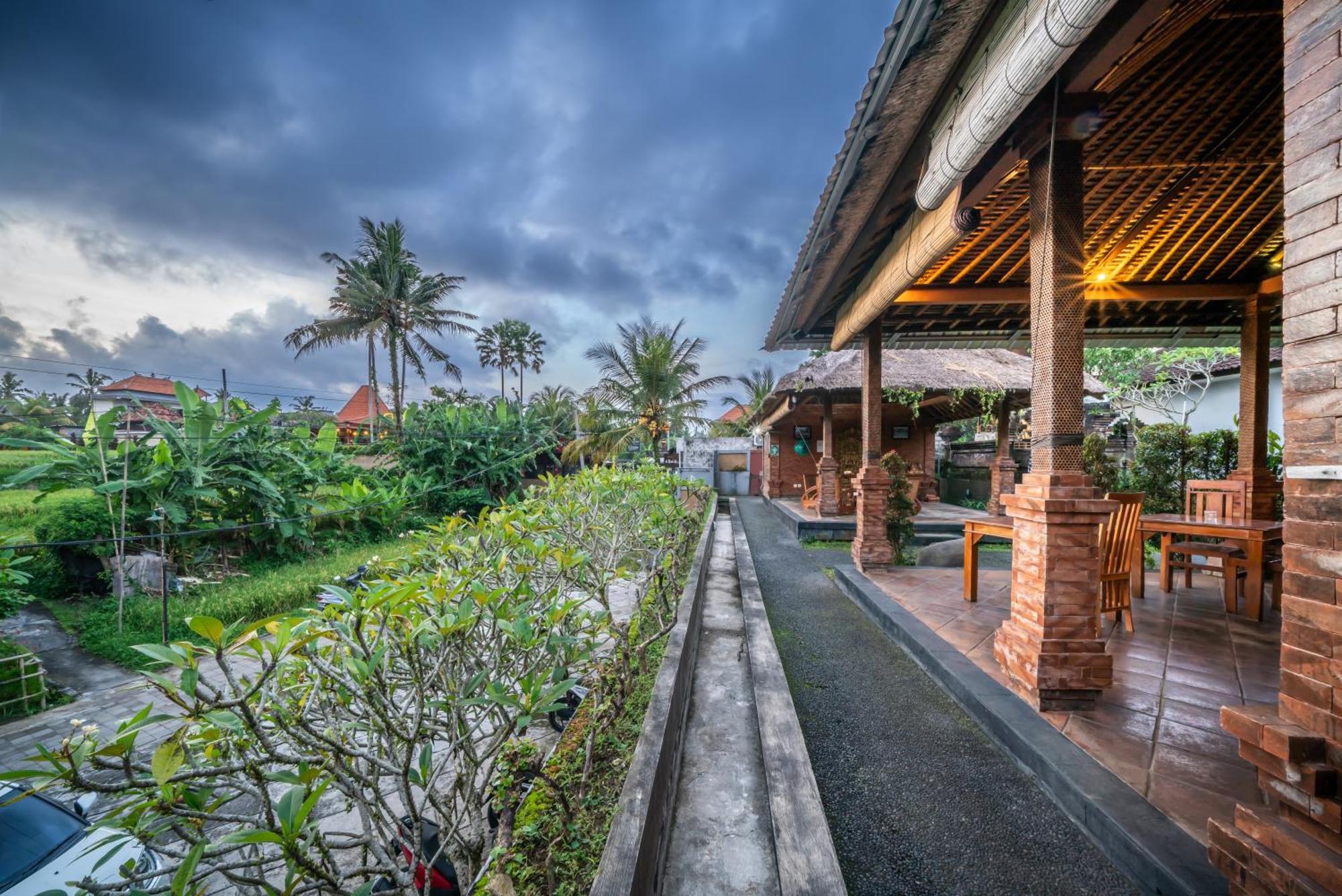 Hotel Uma Ubud Esterno foto